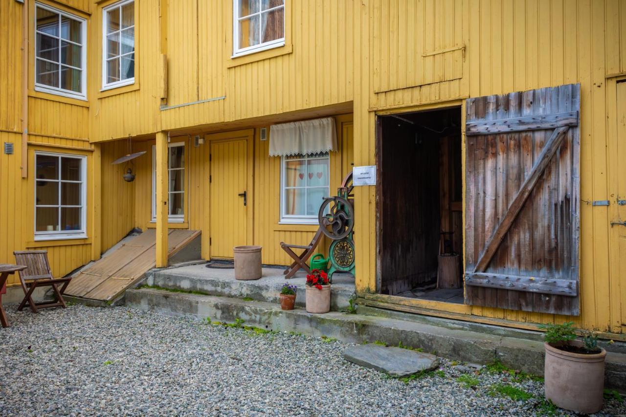 Houmbgaarden Apartment Roros Exterior photo